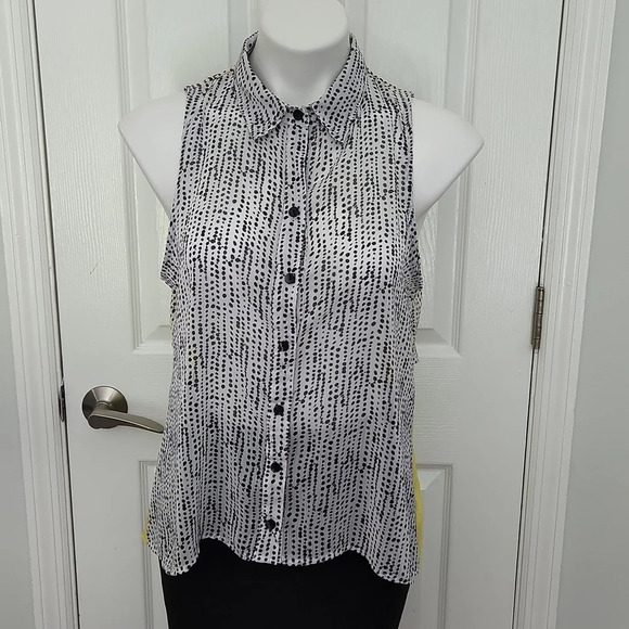 BCX Black, White, & Yellow Sheer Top - Picture 2 of 13